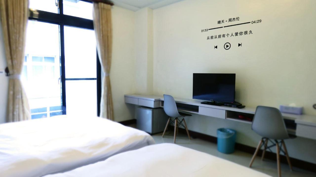 花蓮站全民宿-無人民宿自助入住-包棟可烤肉可麻將 Hualien Exterior foto
